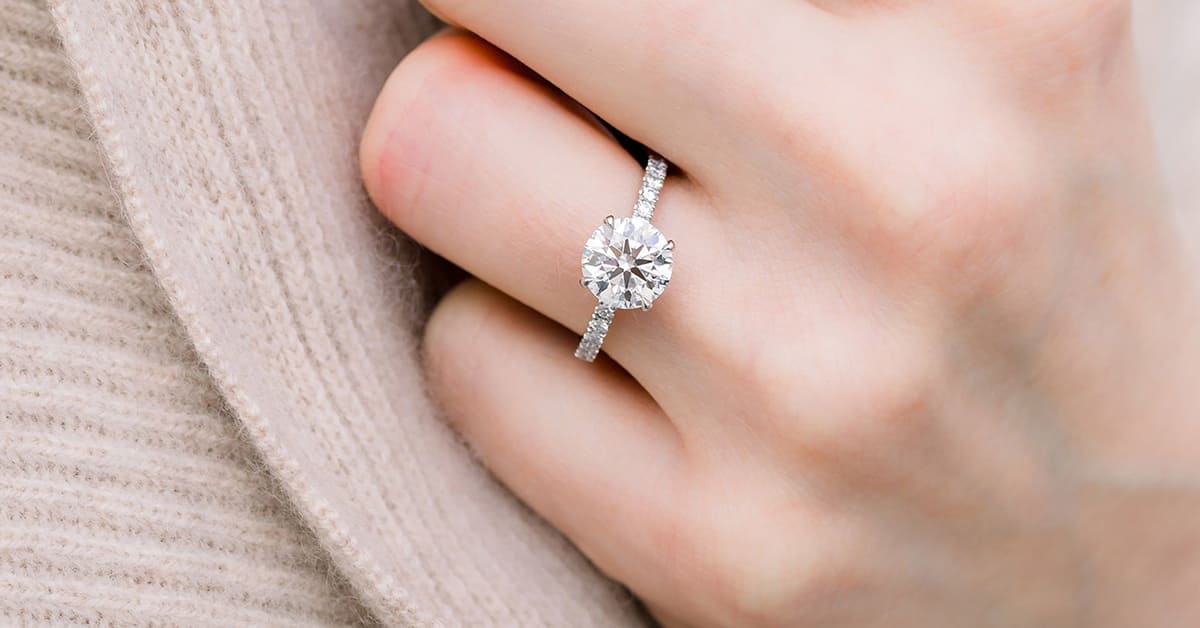 Guide to Lab Grown Diamonds: Every Thing You Need to Konw